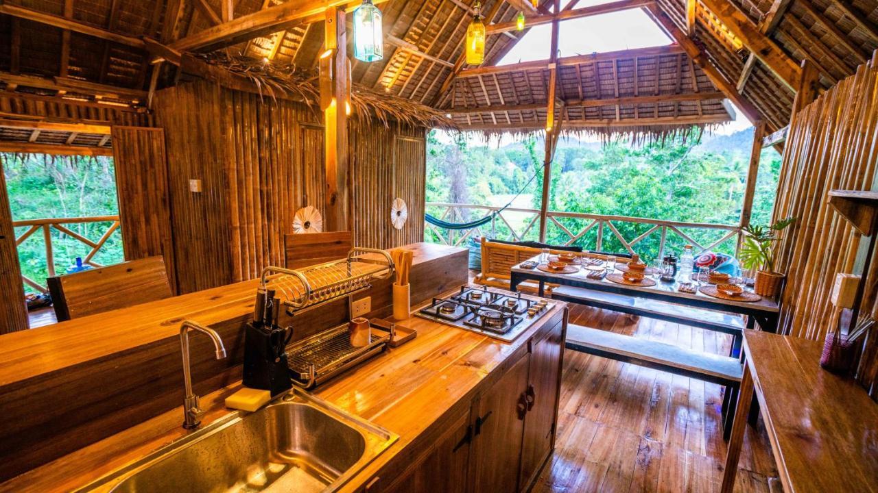 Barya Lang Villa- Native Villa With Jeepney Room El Nido Exterior photo