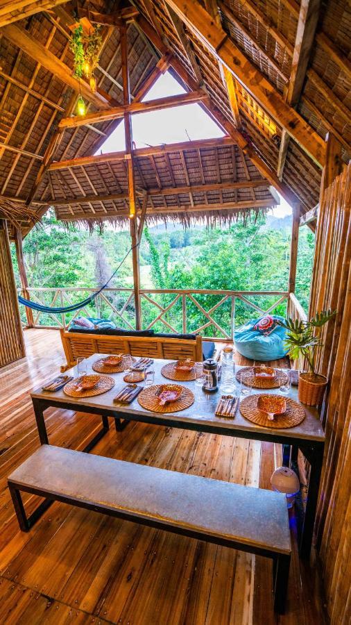Barya Lang Villa- Native Villa With Jeepney Room El Nido Exterior photo